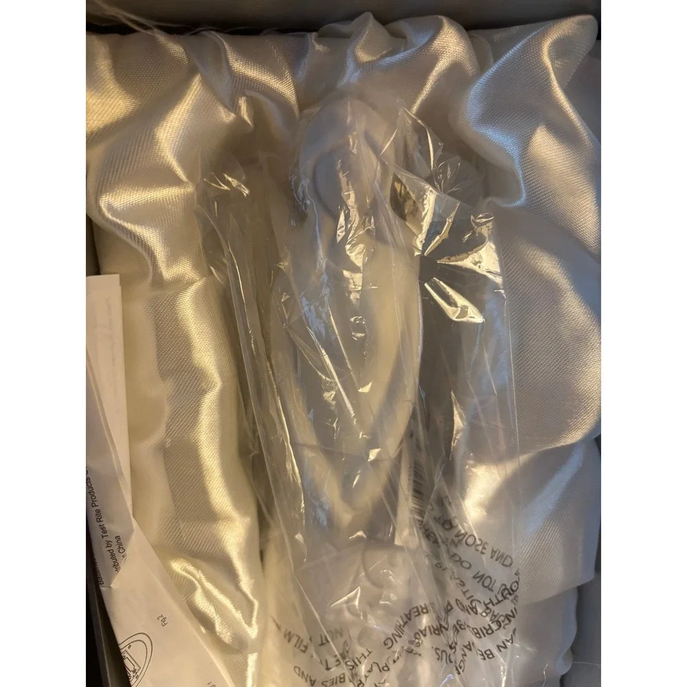 Christmas Angel  Porcelain Ceramic Figurine Original Lined Box 11